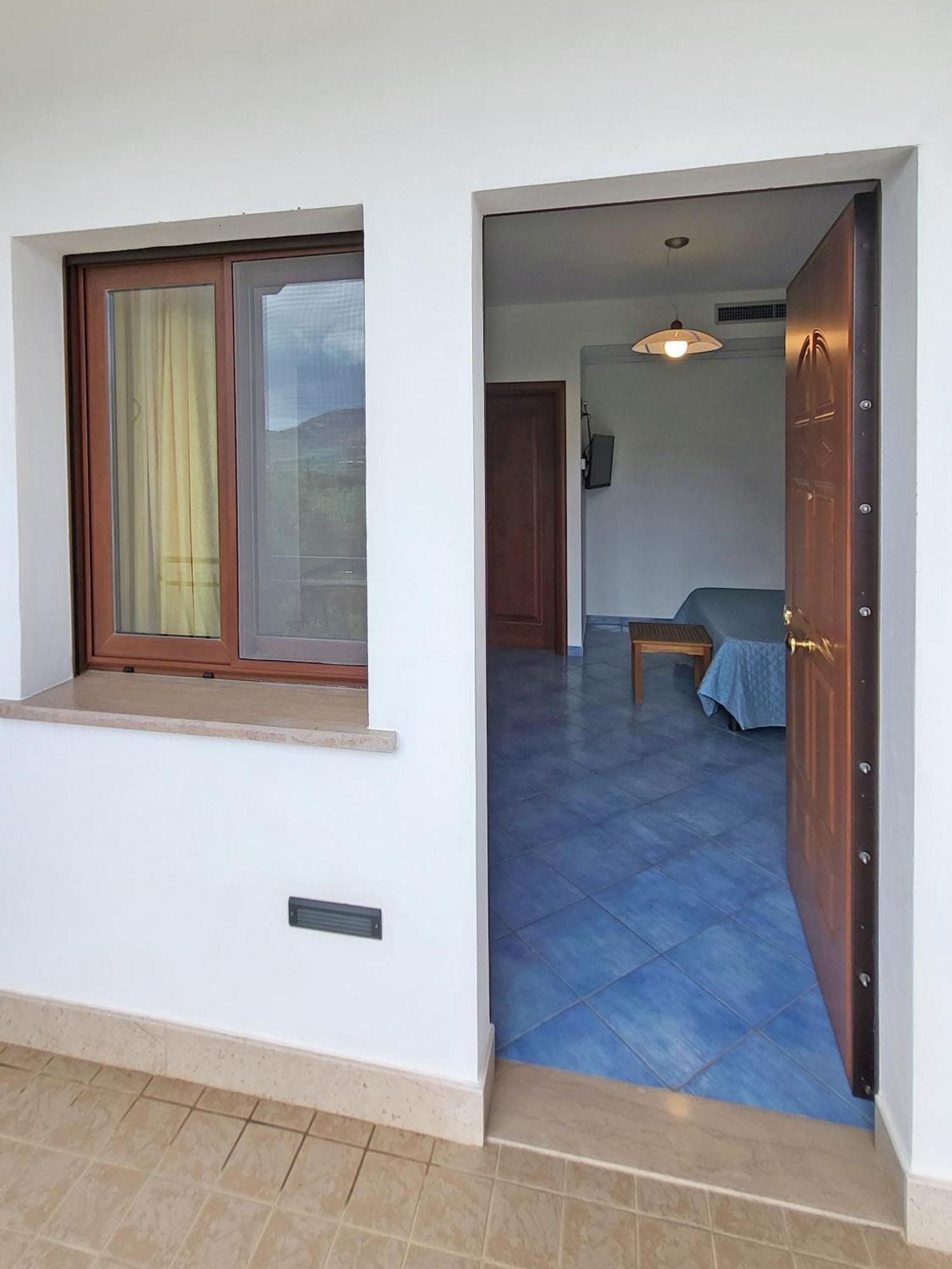 ماتيناتا Hotel Residence Torre Del Porto المظهر الخارجي الصورة
